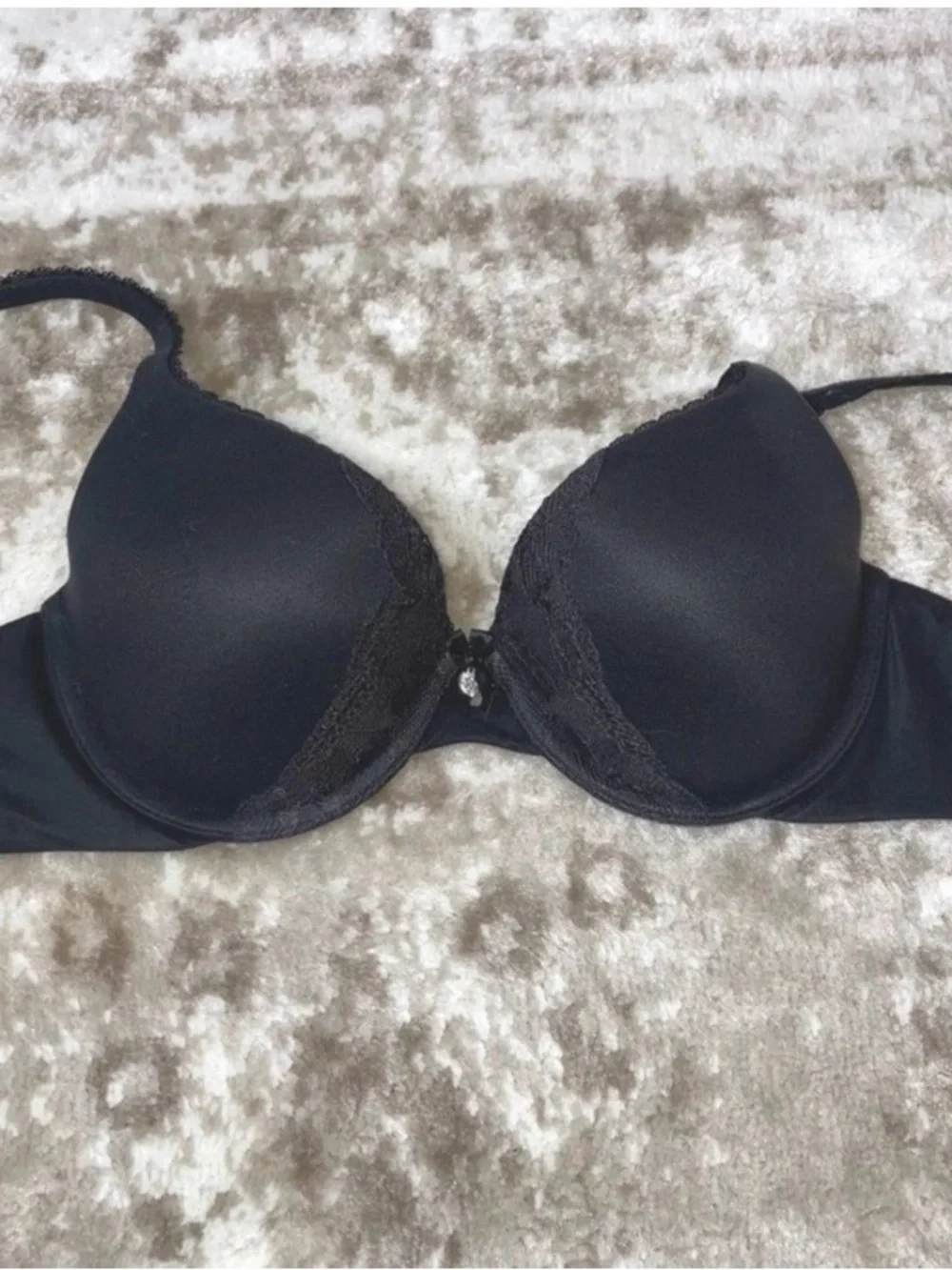 Victoria's Secret black lace push up padded bra Black Lace-Trim Underwire 32D